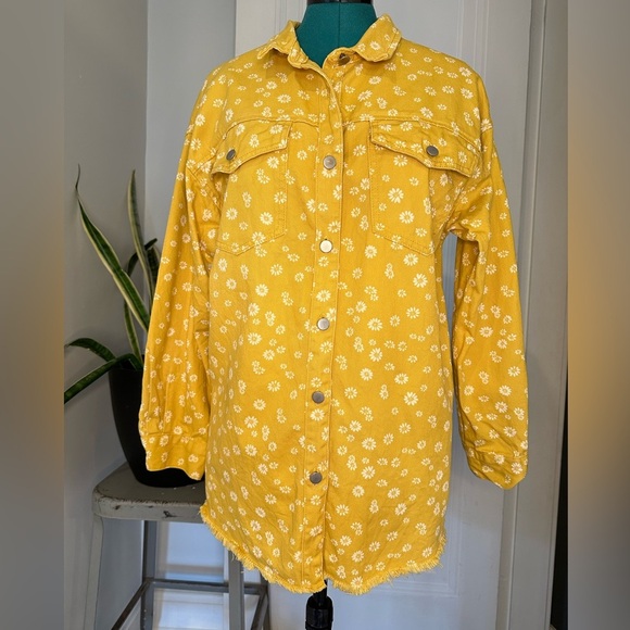 Polagram medium cotton yellow and white flower button up barn jacket - Picture 1 of 15